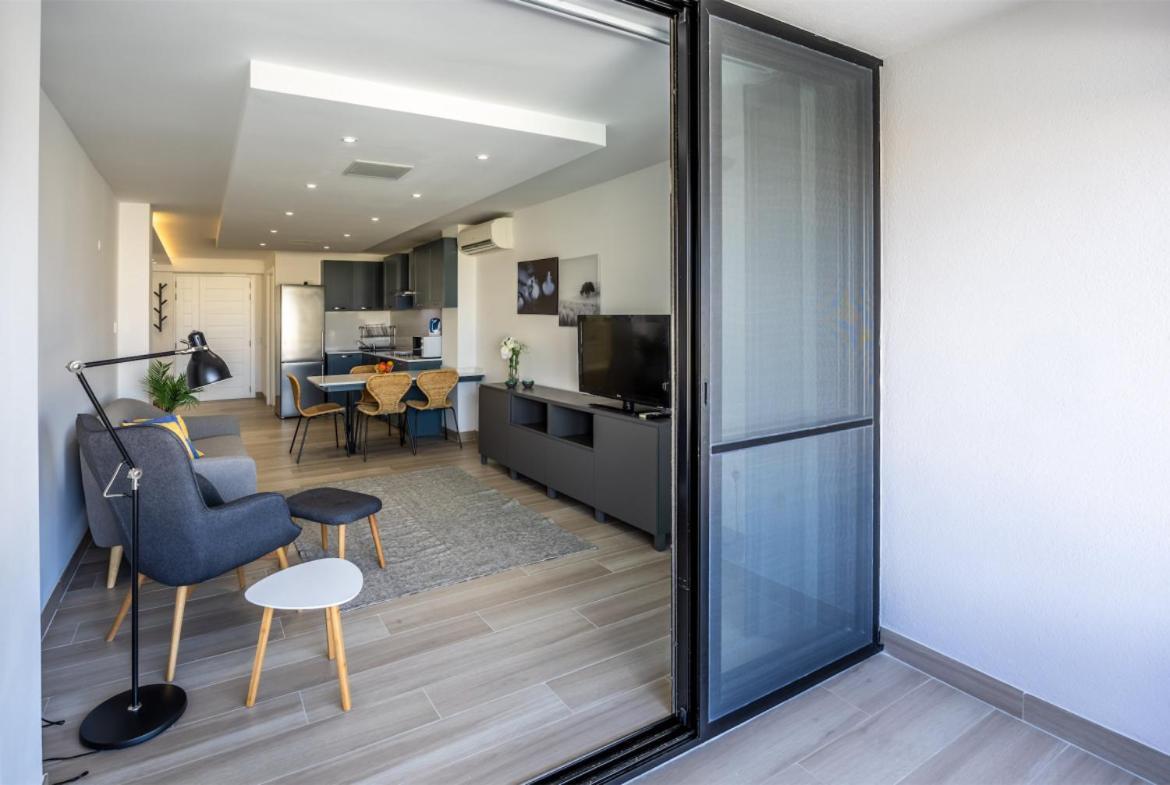 Deluxe Seaview Apartment Saint Julian's ภายนอก รูปภาพ